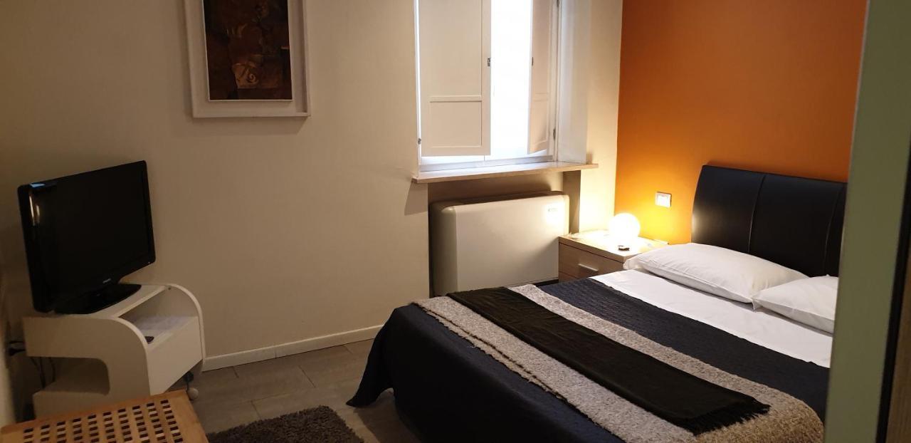 Agora Residenza Aparthotel มานโตวา ภายนอก รูปภาพ