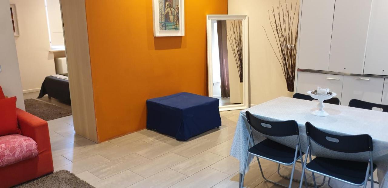 Agora Residenza Aparthotel มานโตวา ภายนอก รูปภาพ